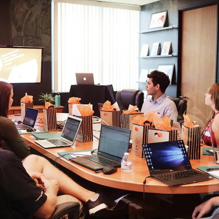 Building a direct sourcing strategy to elevate talent and supplier performance